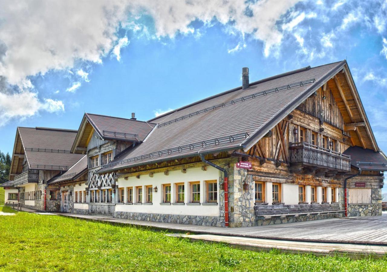 Alpska Perla Apartments Cerkno Eksteriør billede
