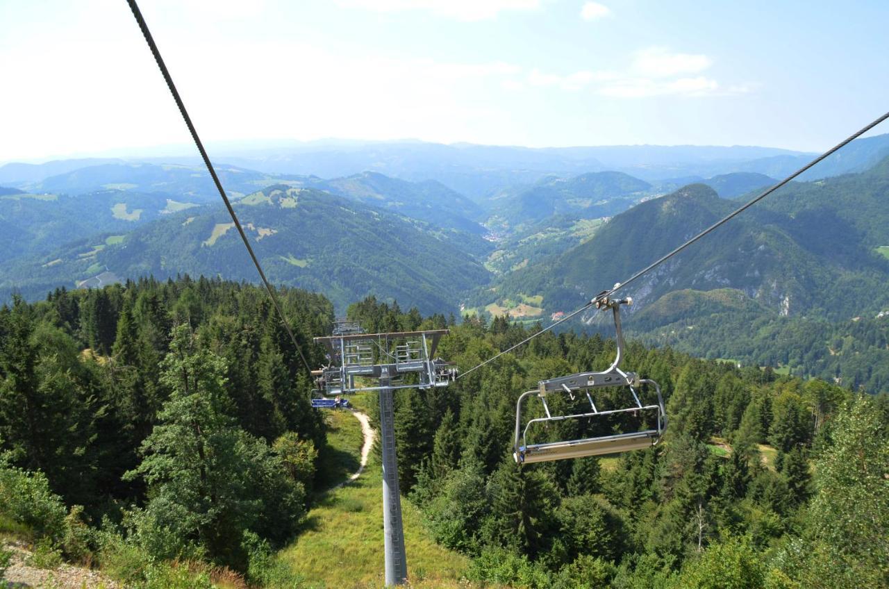 Alpska Perla Apartments Cerkno Eksteriør billede